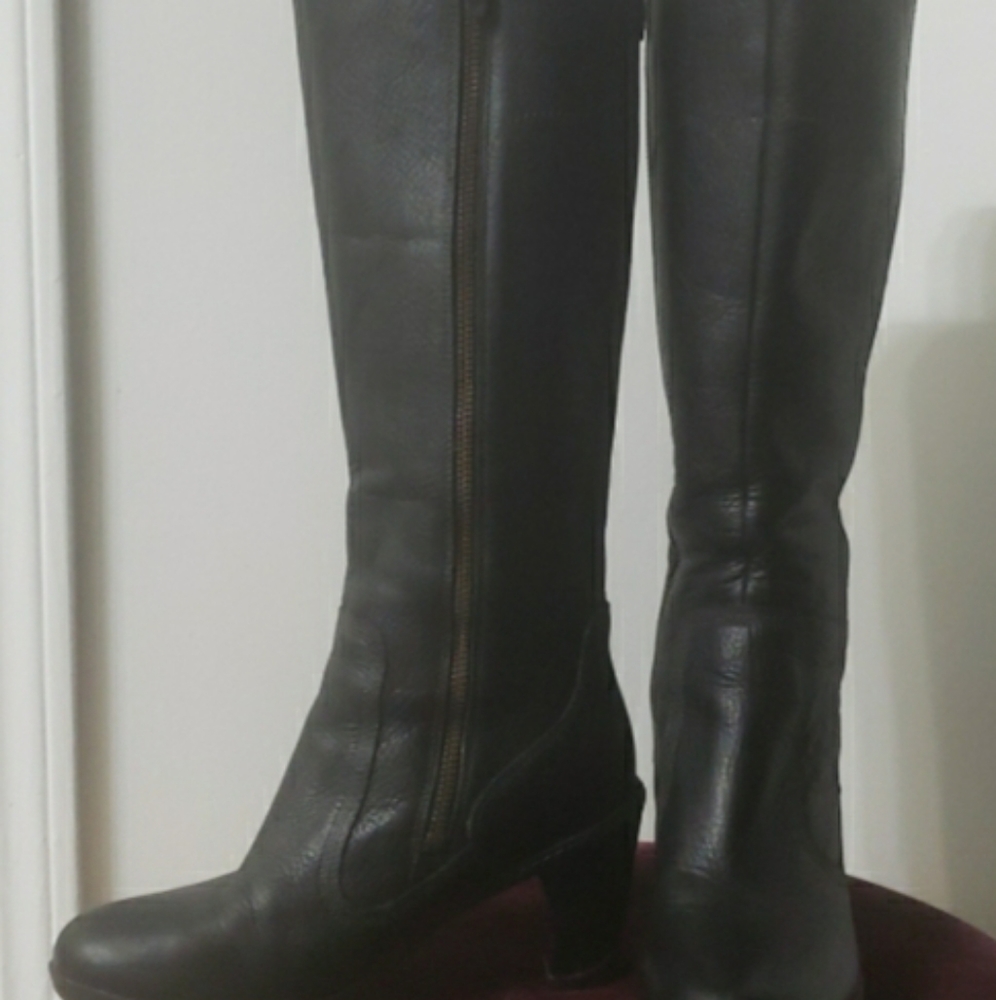 Timberland Tall Boots 6.5